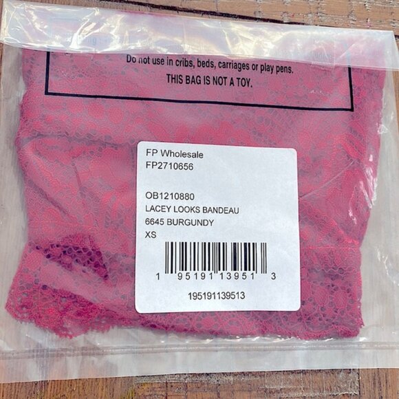 Free People Lacey Looks Bralette Burgundy Lace New XS Loungewear Maroon Bandeau - Picture 10 of 13